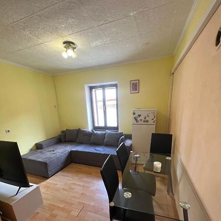 Apartment Clea ไพราน ภายนอก รูปภาพ