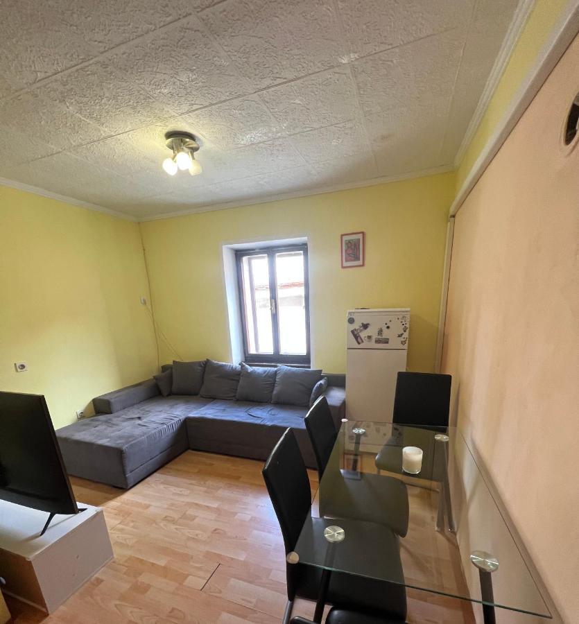 Apartment Clea ไพราน ภายนอก รูปภาพ